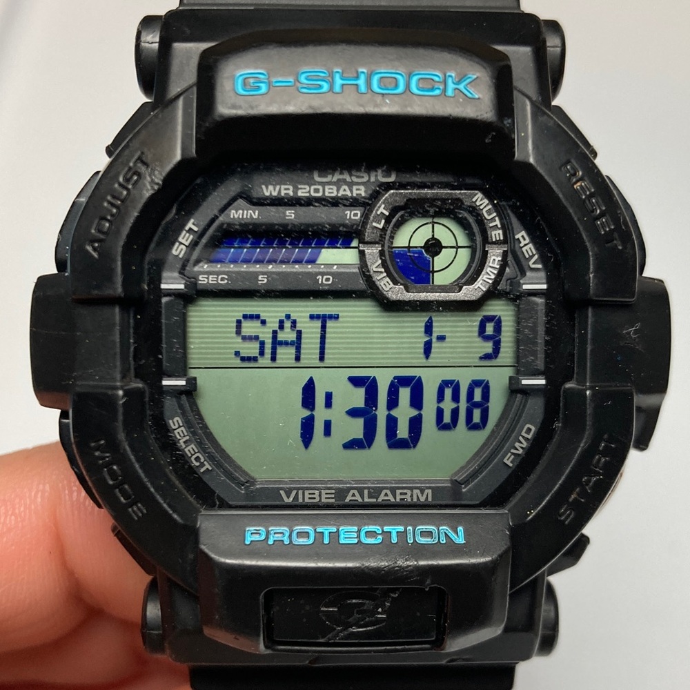 Casio Gshock GD-350, black positive display with teal accents, new battery - Picture 14 of 16